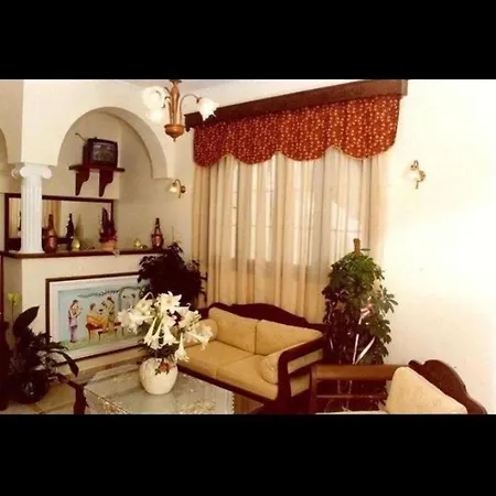 L&s Lignos Otel Fira (Santorini)